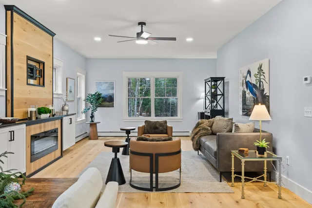 $949,900 | 80 Sky Drive, Windham, ME 04062