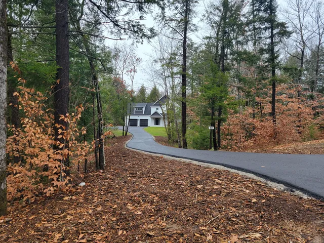 $949,900 | 80 Sky Drive, Windham, ME 04062