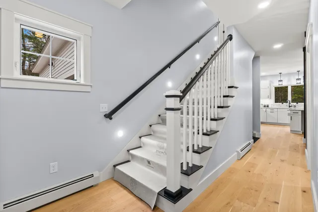 $949,900 | 80 Sky Drive, Windham, ME 04062