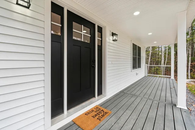 $949,900 | 80 Sky Drive, Windham, ME 04062