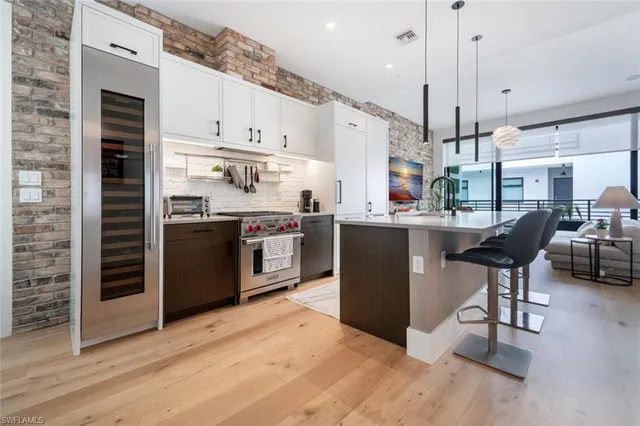 $13,000 | 850 Central Avenue, Unit 311, Naples, FL 34102