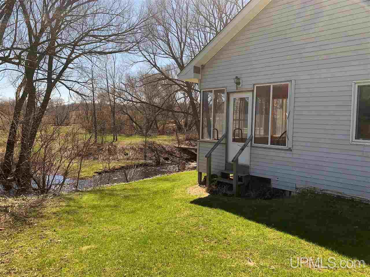 N5198 North Samuelson Road Munising, MI 49862 - Photo 3 of 43