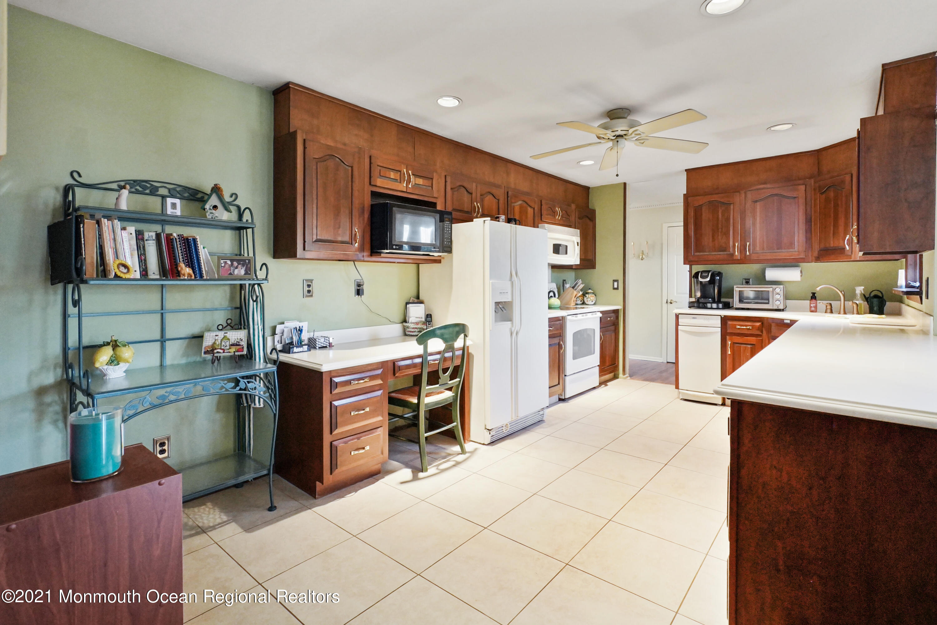 788 Colts Neck Road Freehold, NJ 07728 - Photo 14 of 53 DSC03168
