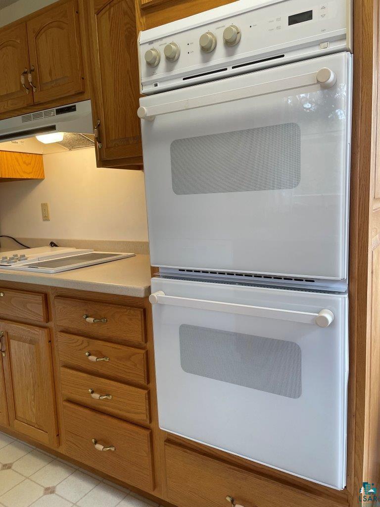 4856 Vermilion Trail Gilbert, MN 55741 - Photo 19 of 49 Jenn Air Double Oven