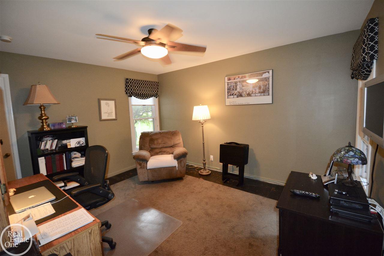 475 Lexington Road Grosse Pointe Farms, MI 48236 - Photo 16 of 40