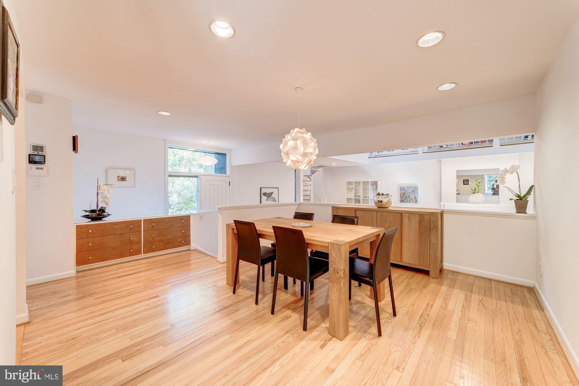 6422 Dahlonega Road Bethesda, MD 20816 - Photo 15 of 48