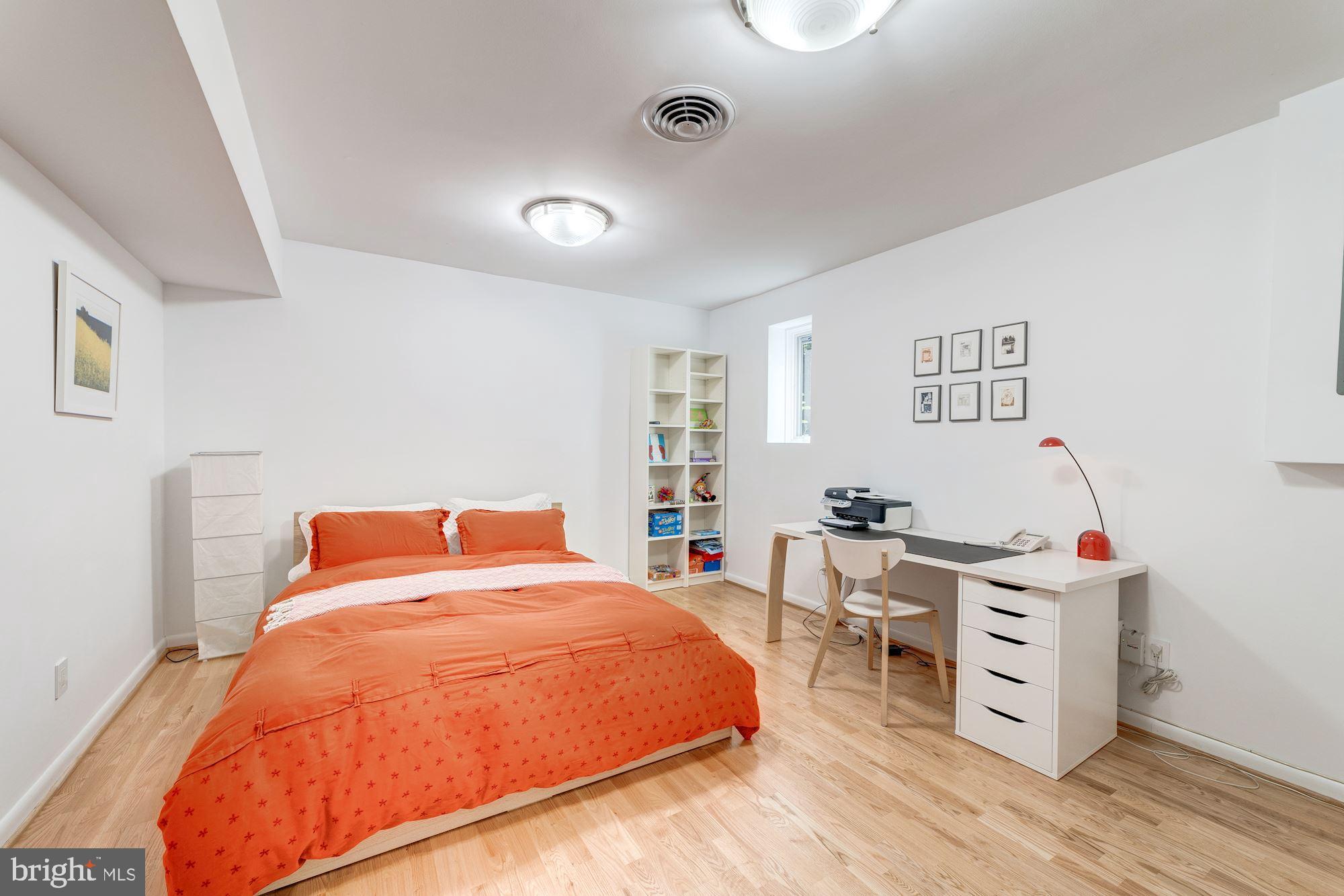 6422 Dahlonega Road Bethesda, MD 20816 - Photo 30 of 48