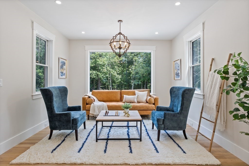 76 Brook Road Weston, MA 02493 - Photo 3 of 31