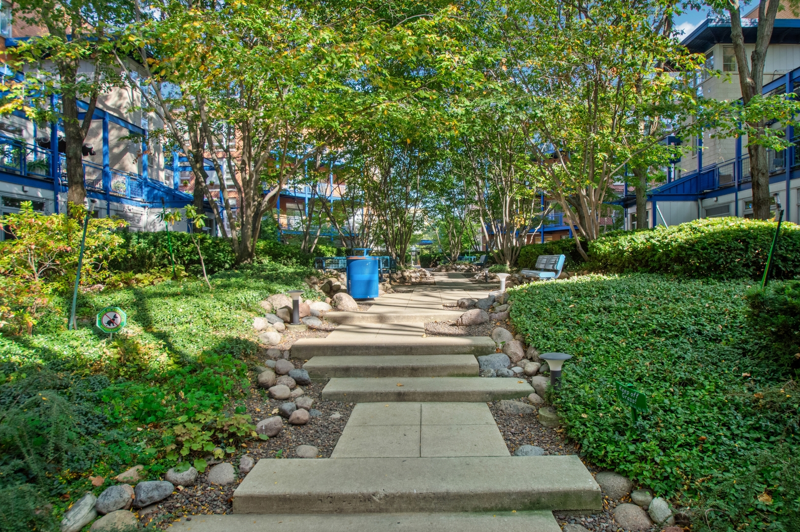 23 North Racine Avenue, Unit 405 Chicago, IL 60607 - Photo 19 of 23