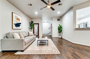 1318 Peden Street, Unit D Houston, TX 77006 - Photo 4 of 33 a living room with furniture and a couch