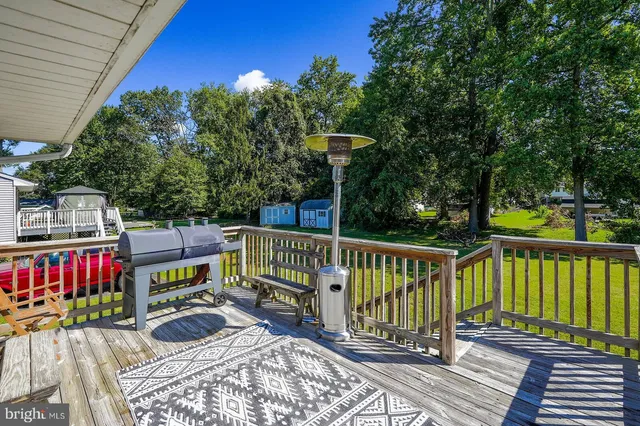 $359,999 | 319 Sassafras Road, Baltimore, MD 21221