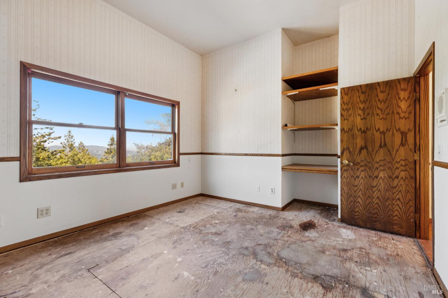 21540 Siri Road Guerneville, CA 95446 - Photo 38 of 99 a view of empty room with windows