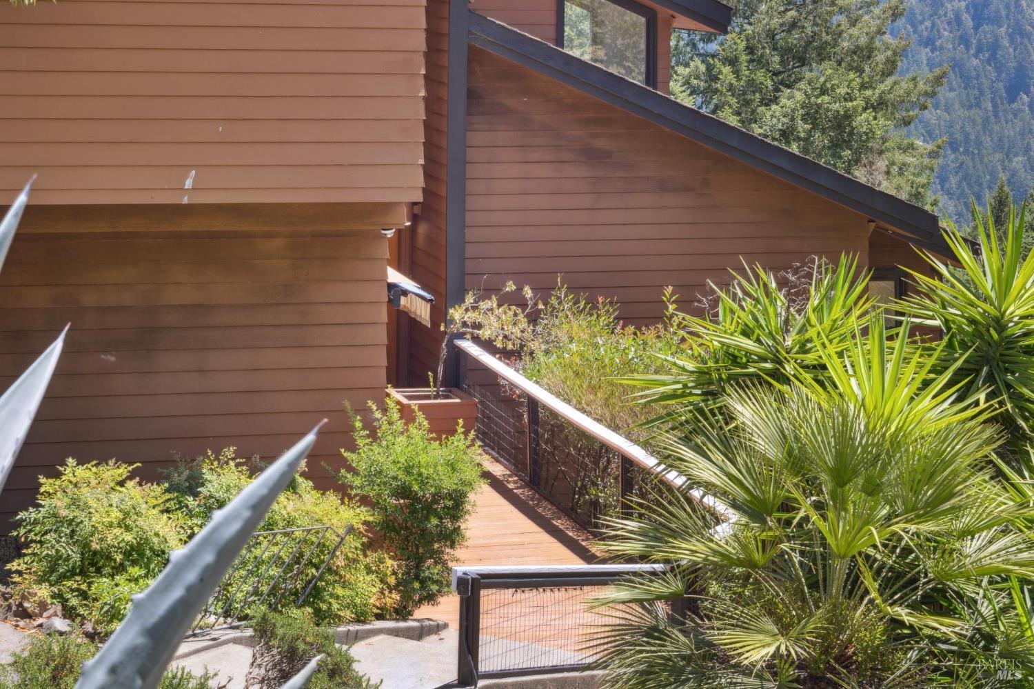 21540 Siri Road Guerneville, CA 95446 - Photo 5 of 99