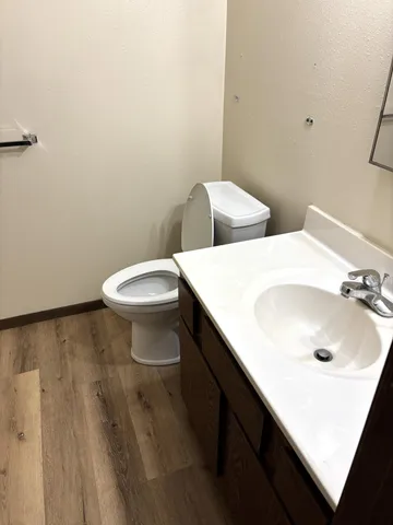 $665 | 102 Edgewood Street, Unit 4, New York Mills, MN 56567