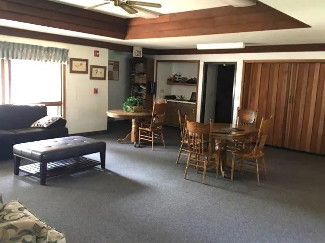 $665 | 102 Edgewood Street, Unit 4, New York Mills, MN 56567