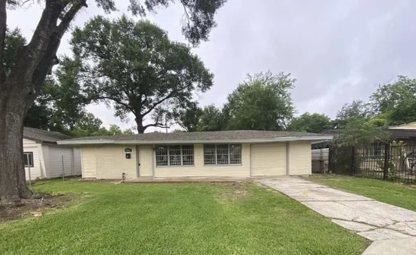$199,999 | 5322 Dewberry Street, Houston, TX 77021