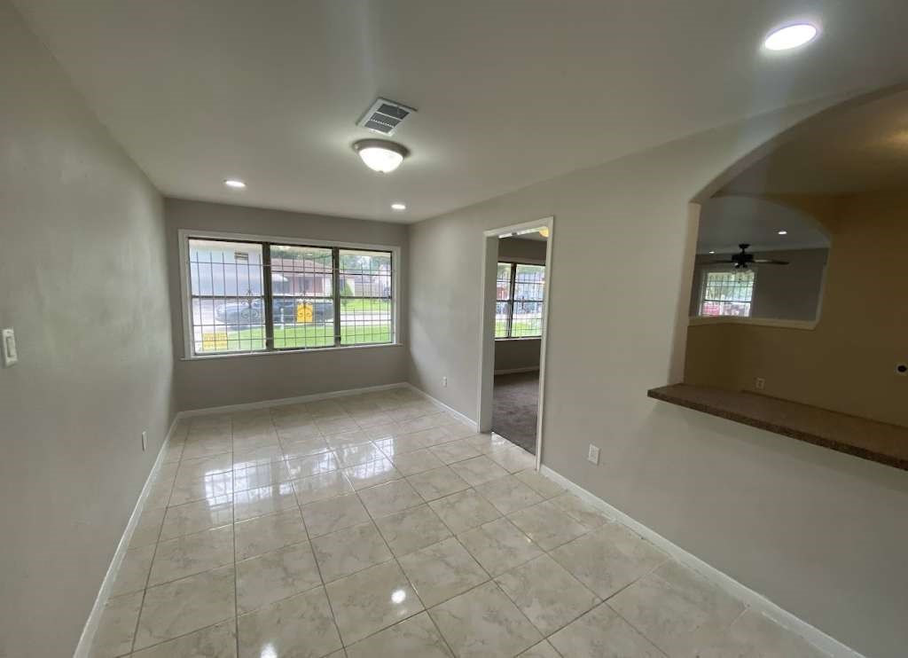 5322 Dewberry Street Houston, TX 77021 - Photo 5 of 15