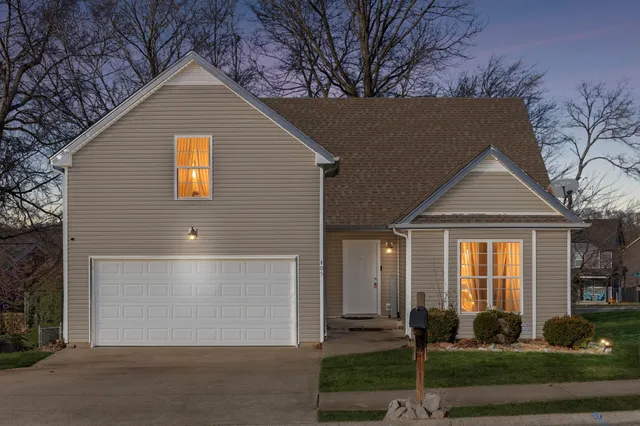 $275,000 | 405 Zurich Court, Clarksville, TN 37040