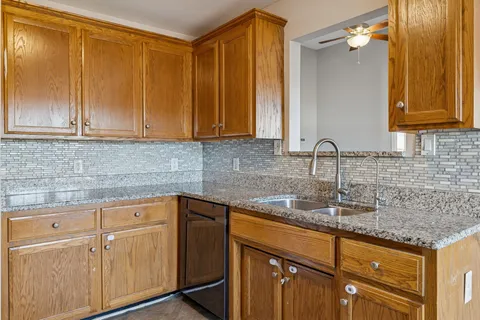 $275,000 | 405 Zurich Court, Clarksville, TN 37040