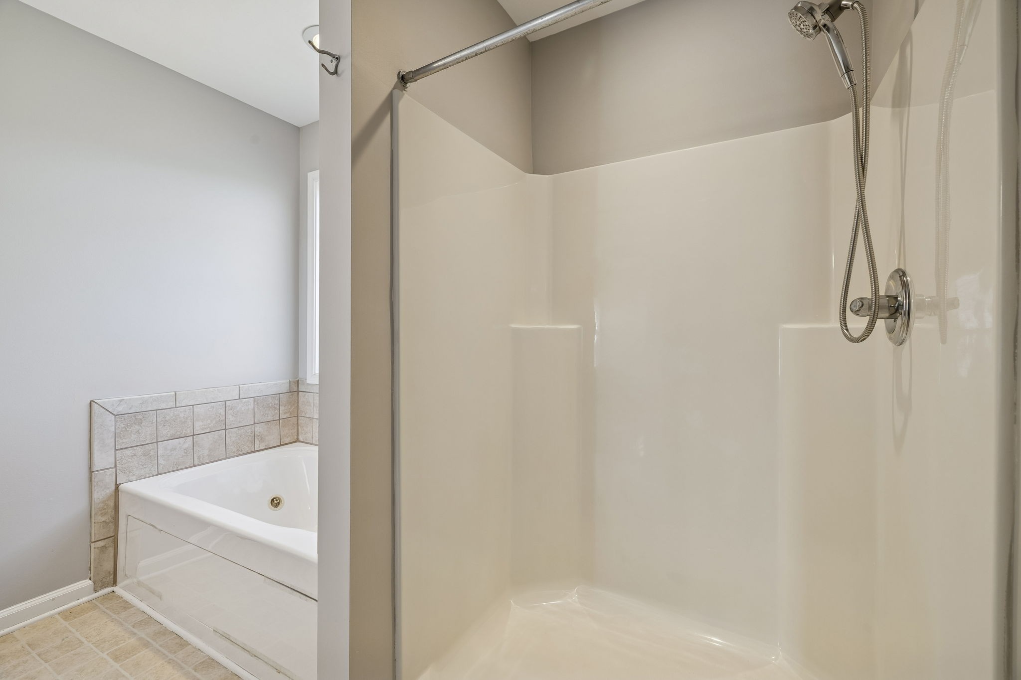 405 Zurich Court Clarksville, TN 37040 - Photo 25 of 48