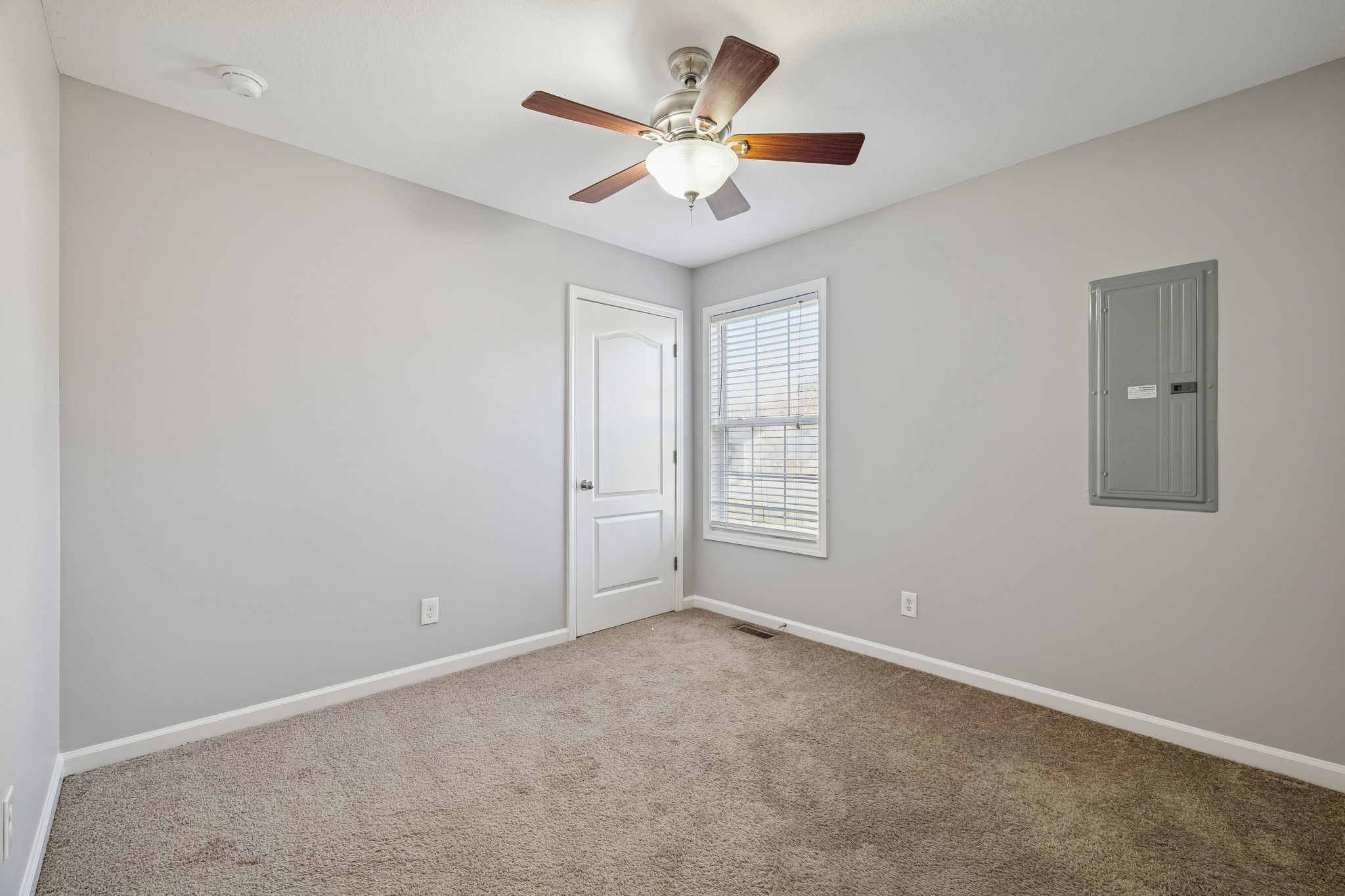 405 Zurich Court Clarksville, TN 37040 - Photo 35 of 48