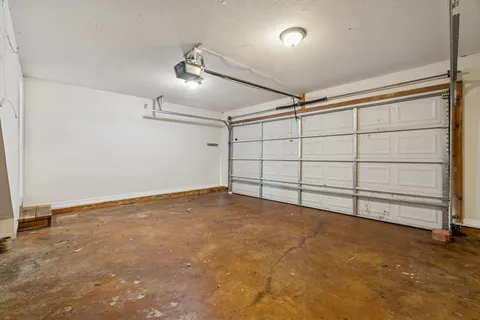 $275,000 | 405 Zurich Court, Clarksville, TN 37040