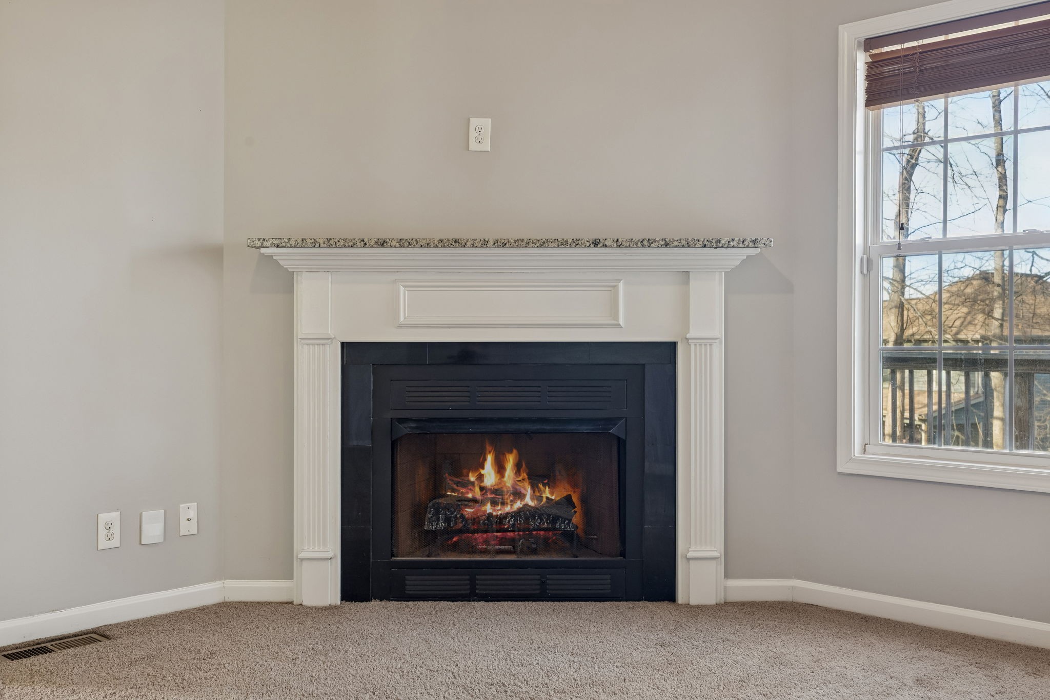 405 Zurich Court Clarksville, TN 37040 - Photo 7 of 48