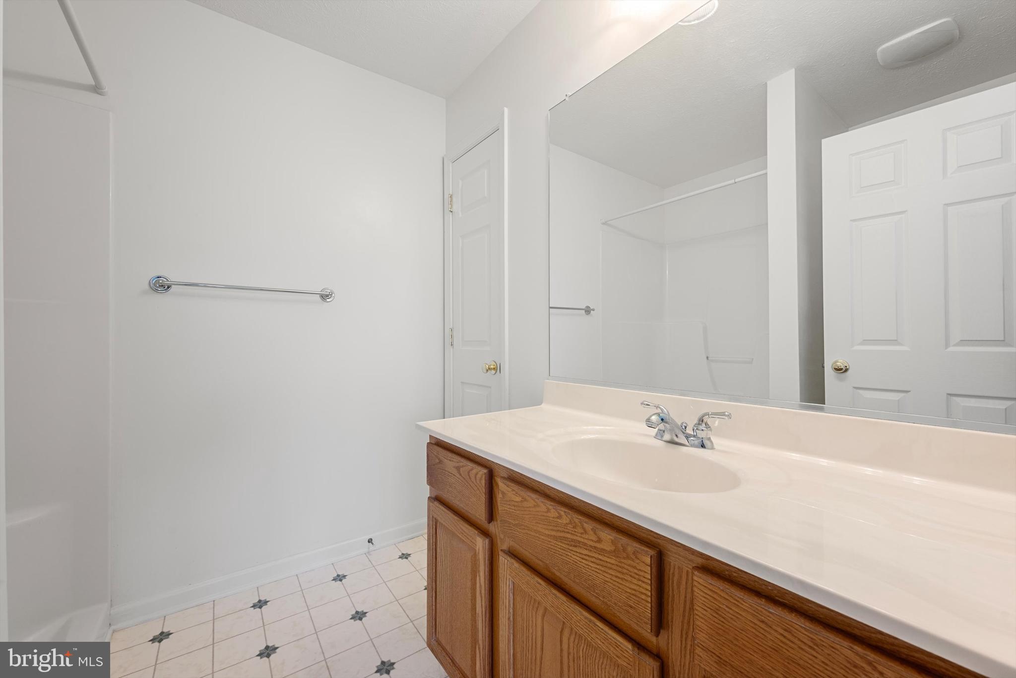 1958 Cidermill Lane Winchester, VA 22601 - Photo 27 of 39 Primary Bath