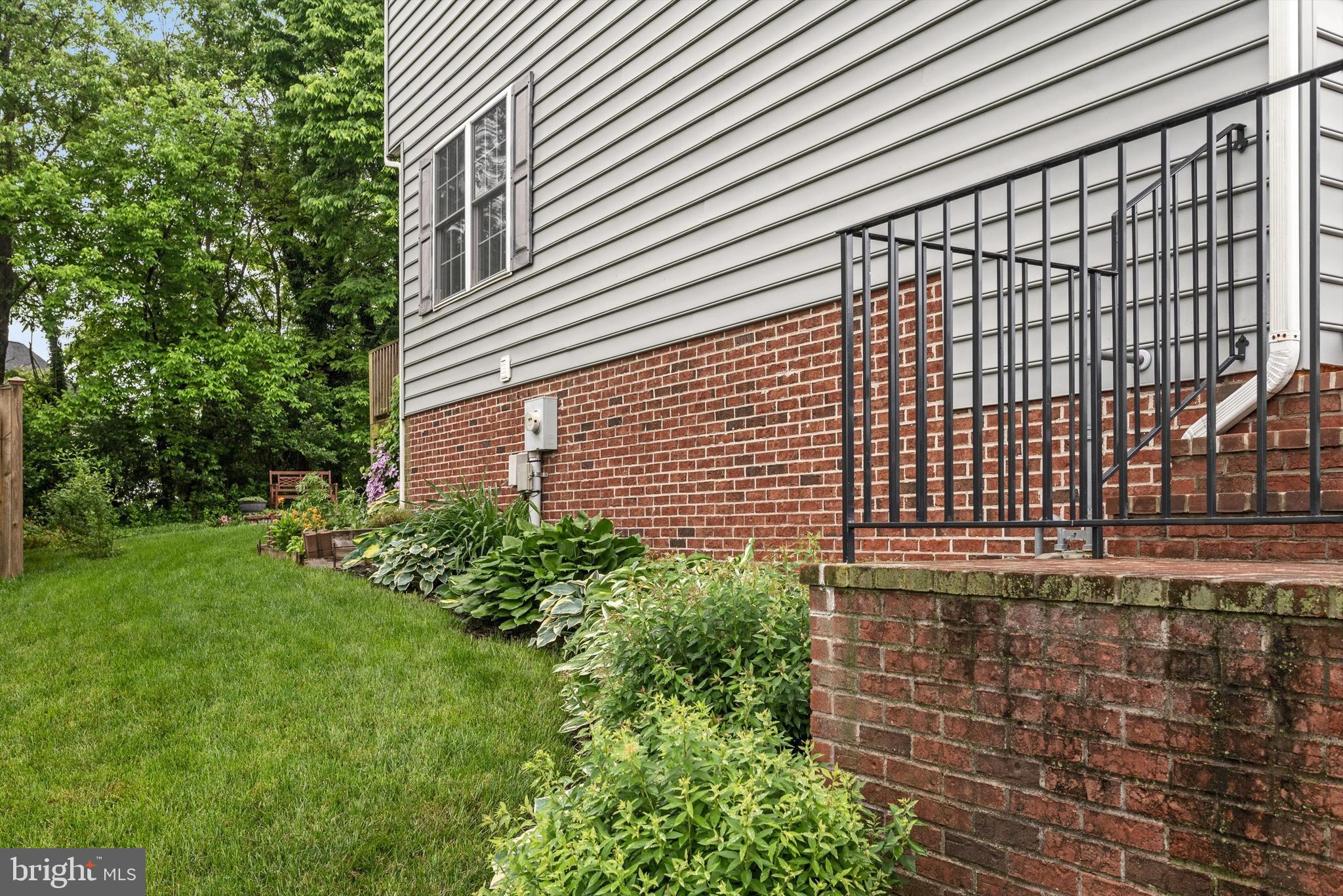 1958 Cidermill Lane Winchester, VA 22601 - Photo 8 of 39 Front Steps