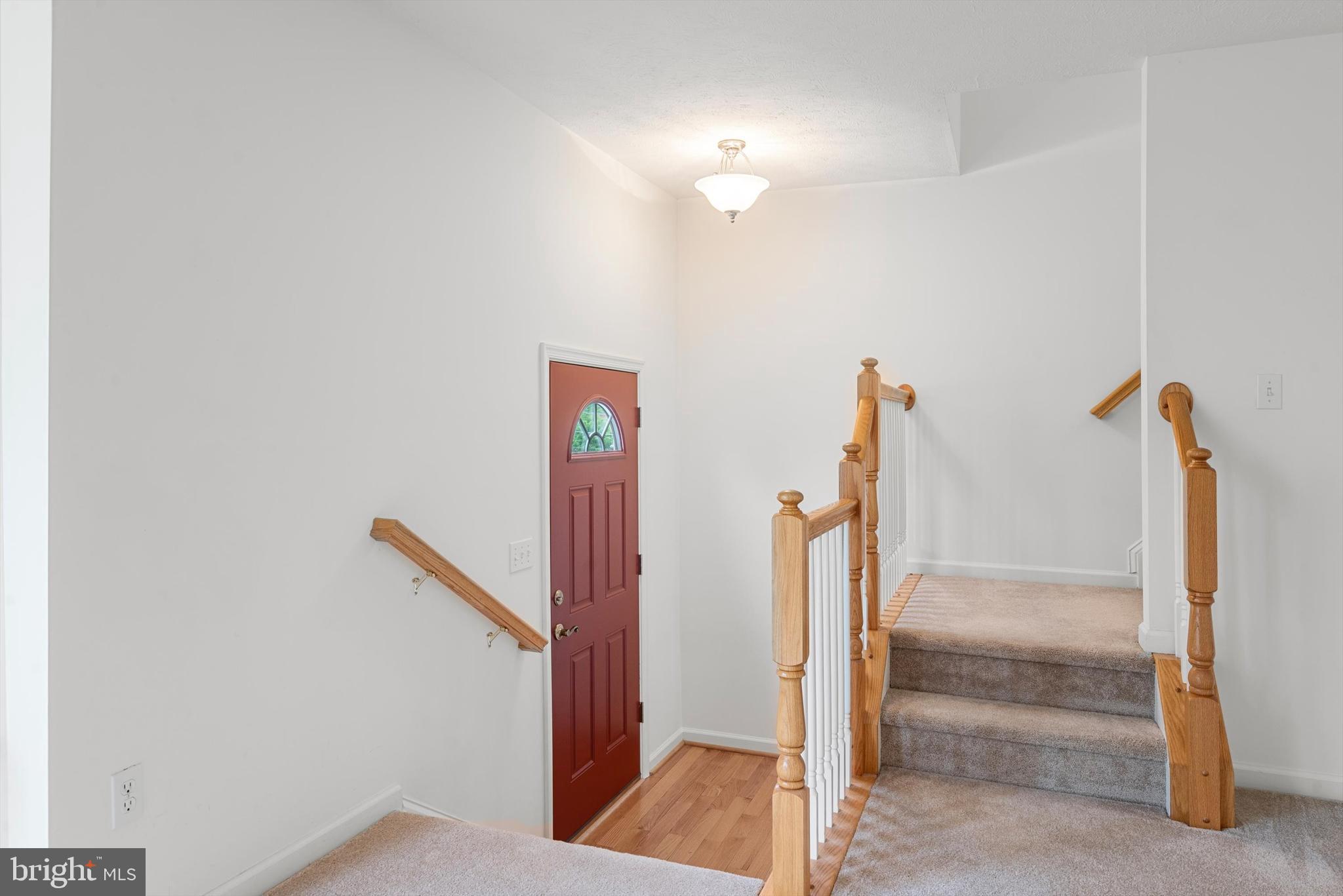 1958 Cidermill Lane Winchester, VA 22601 - Photo 9 of 39 Front Entry, steps to Living Room