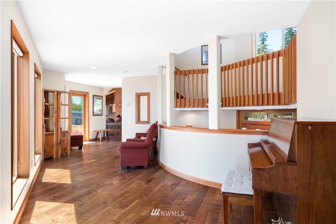 3895 Resort Road Greenbank, WA 98253 - Photo 16 of 39 Gallery Image 16