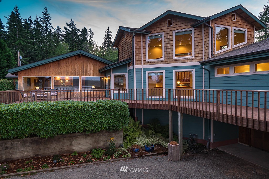 3895 Resort Road Greenbank, WA 98253 - Photo 37 of 39 Gallery Image 37