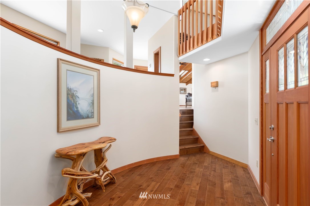 3895 Resort Road Greenbank, WA 98253 - Photo 5 of 39 Gallery Image 5