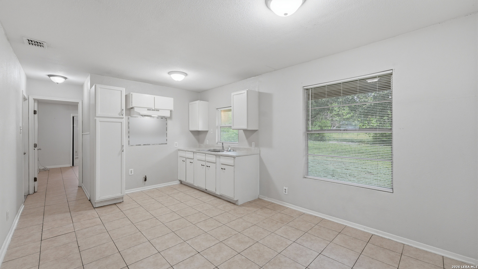 103 7th Street Converse, TX 78109 - Photo 16 of 33