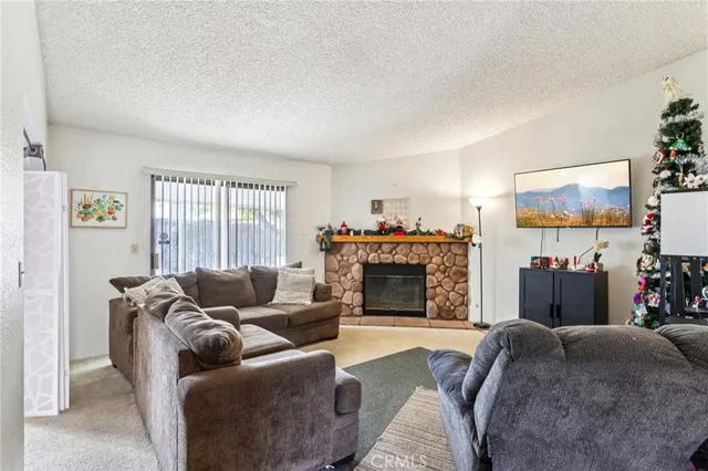 $399,000 | 484 Westminster Drive, San Jacinto, CA 92583