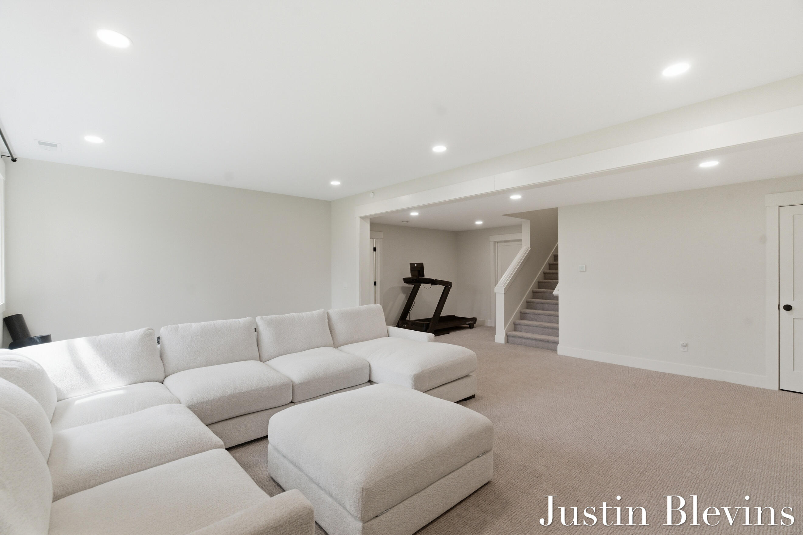 4668 Cascade Road Southeast, Unit 10 Grand Rapids, MI 49546 - Photo 25 of 34 DSC09563
