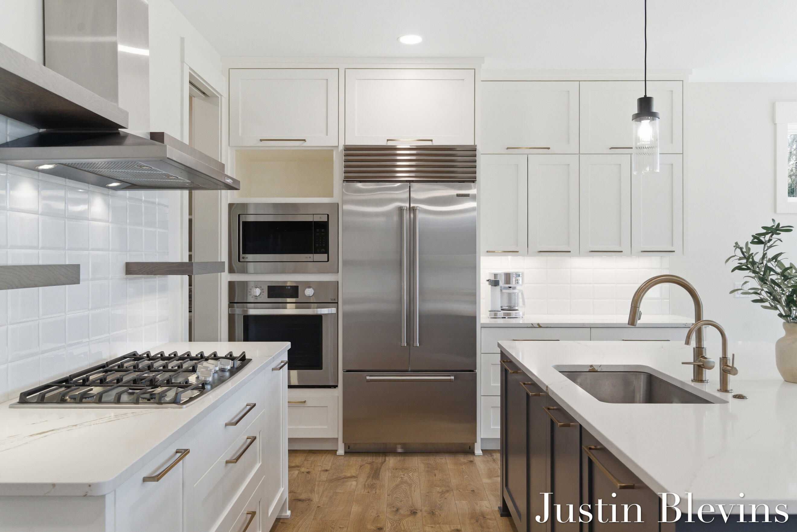 4668 Cascade Road Southeast, Unit 10 Grand Rapids, MI 49546 - Photo 5 of 34 DSC09512