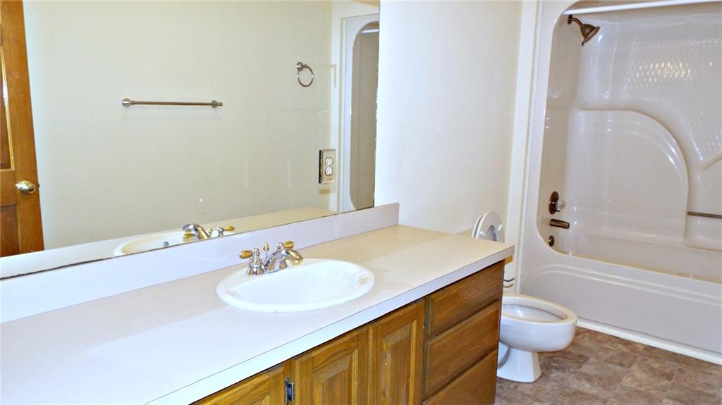 2425 Snow Creek Road Northeast Hickory, NC 28601 - Photo 21 of 35 Gallery Image 21