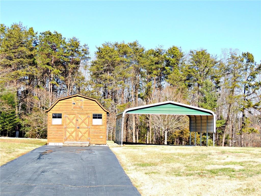 2425 Snow Creek Road Northeast Hickory, NC 28601 - Photo 30 of 35 Gallery Image 30