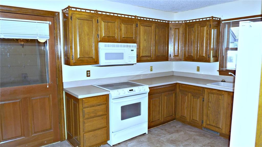 2425 Snow Creek Road Northeast Hickory, NC 28601 - Photo 8 of 35 Gallery Image 8