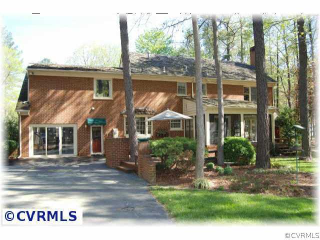 3001 East Brigstock Road Midlothian, VA 23113 - Photo 10 of 10 front view of a house with a yard
