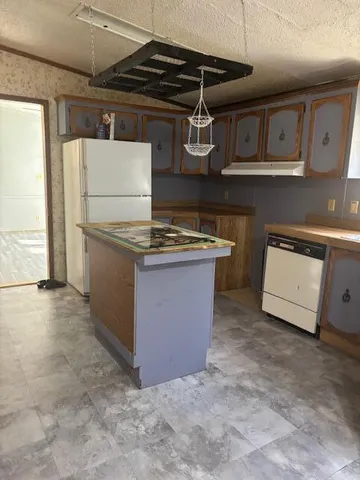 $179,900 | 5083 South Sand Ridge Avenue, Idlewild, MI 49642