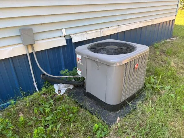 $179,900 | 5083 South Sand Ridge Avenue, Idlewild, MI 49642