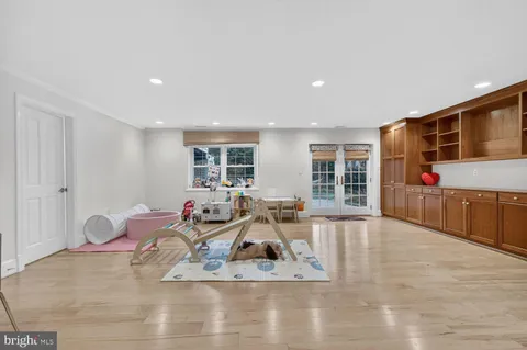 $2,350,000 | 1205 Suffield Drive, McLean, VA 22101