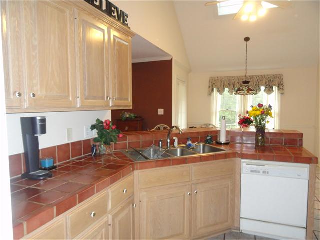 726 Vaughan Road Clarksville, TN 37043 - Photo 11 of 20 Gallery Image 11