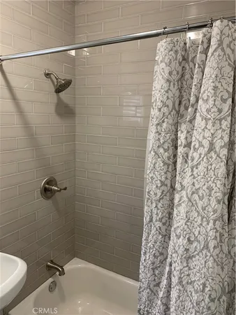 $1,550 | 410 North Rose Avenue, Compton, CA 90221