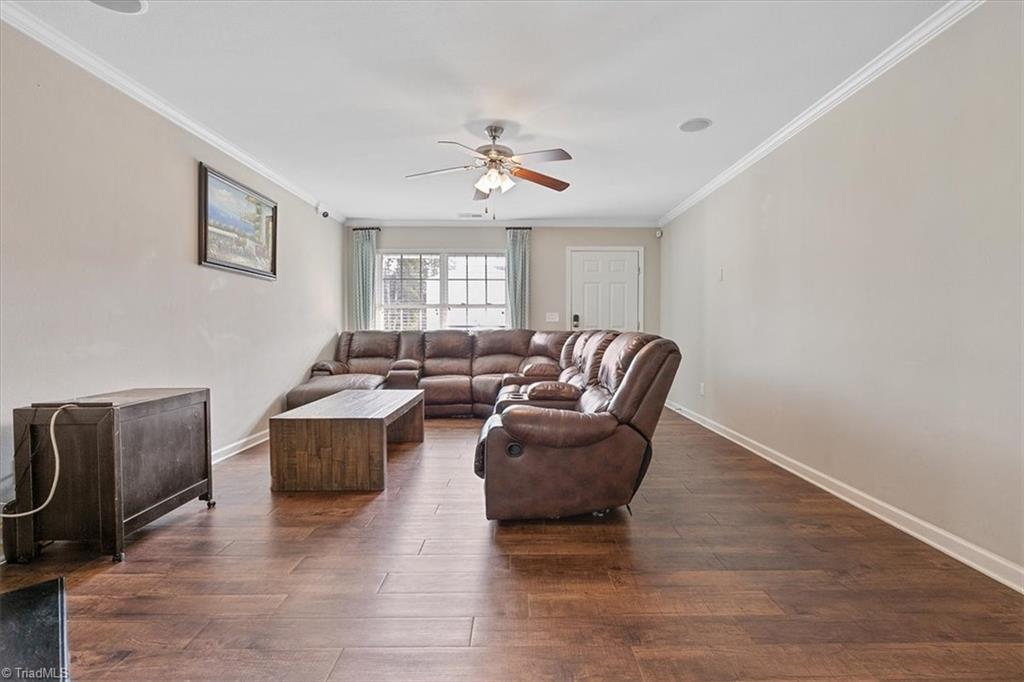 541 Barnes Road Winston-Salem, NC 27107 - Photo 5 of 35