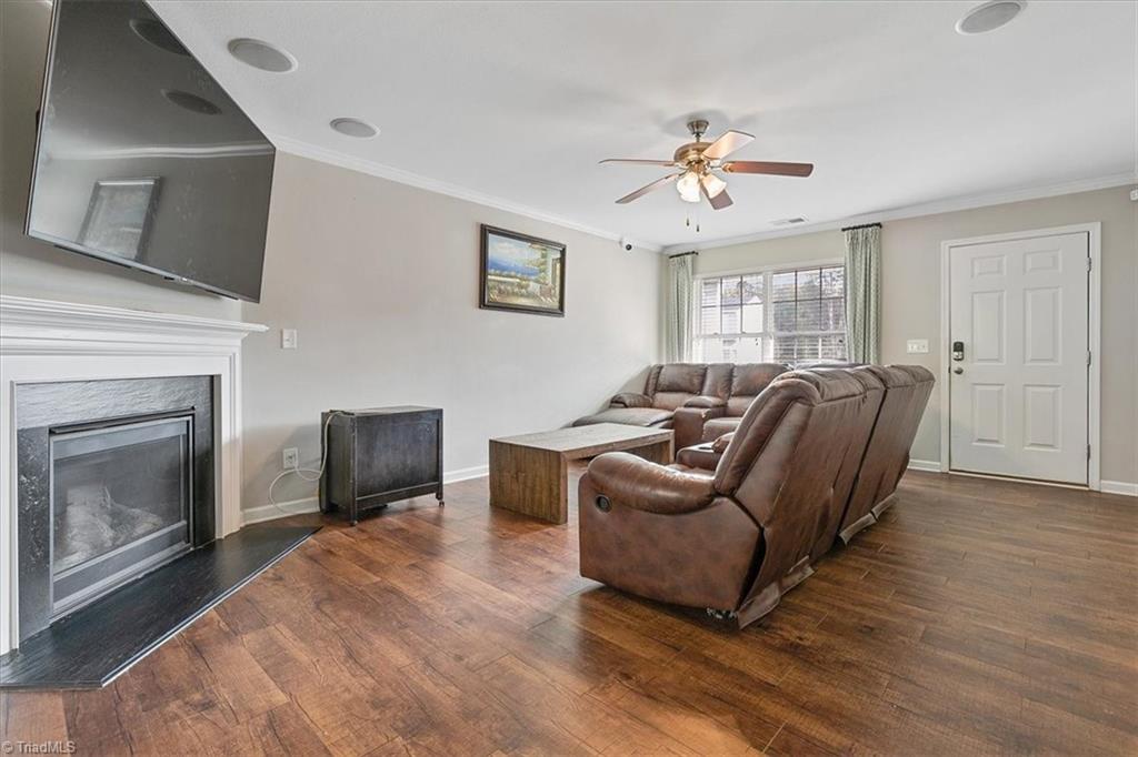 541 Barnes Road Winston-Salem, NC 27107 - Photo 6 of 35