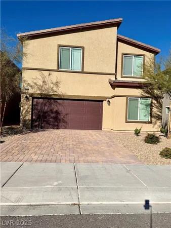 $2,700 | 7926 West Agate Avenue, Las Vegas, NV 89113