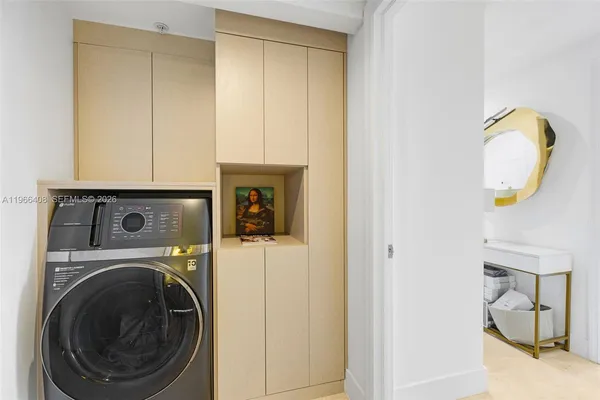 $15,500 | 848 Brickell Key Drive, Unit 1601, Miami, FL 33131